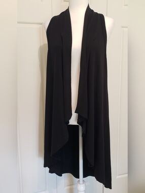 Long Sleeveless Sweater Vest. Karen Kane Women's size black